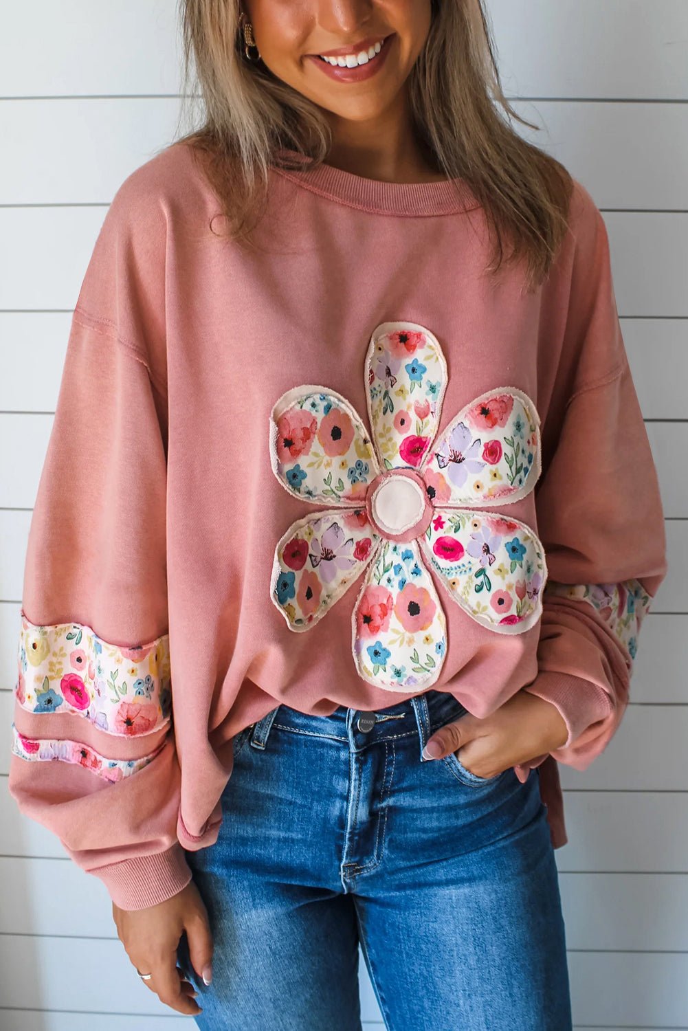 Peach Blossom Flower Applique Patchwork Drop Sleeve Pullover Sweatshirt - MAD RUFFI