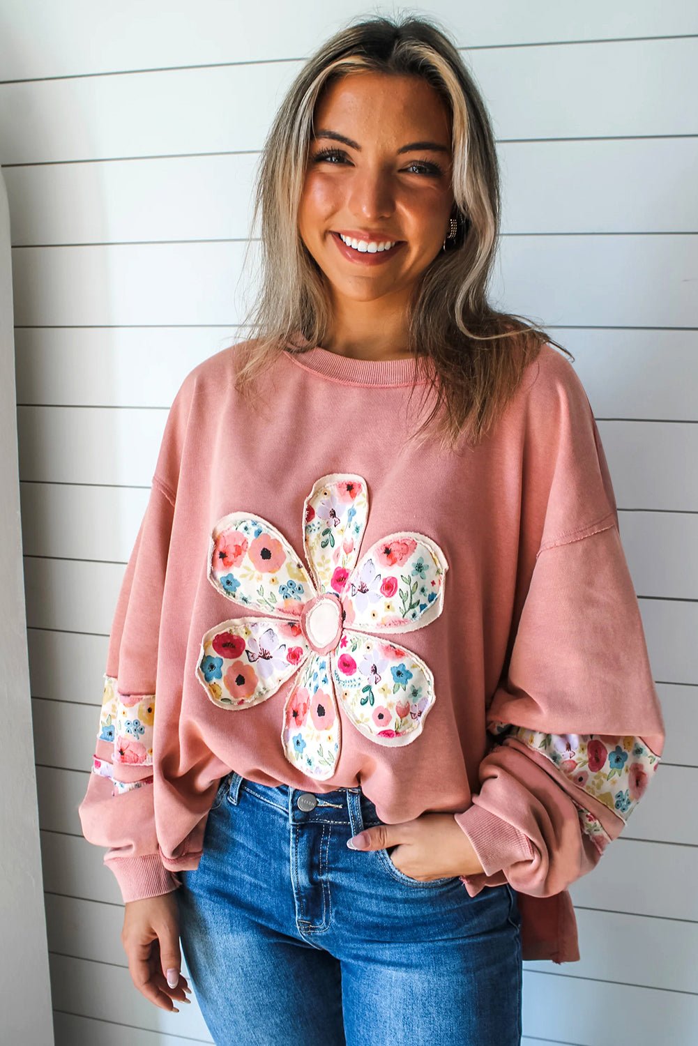 Peach Blossom Flower Applique Patchwork Drop Sleeve Pullover Sweatshirt - MAD RUFFI