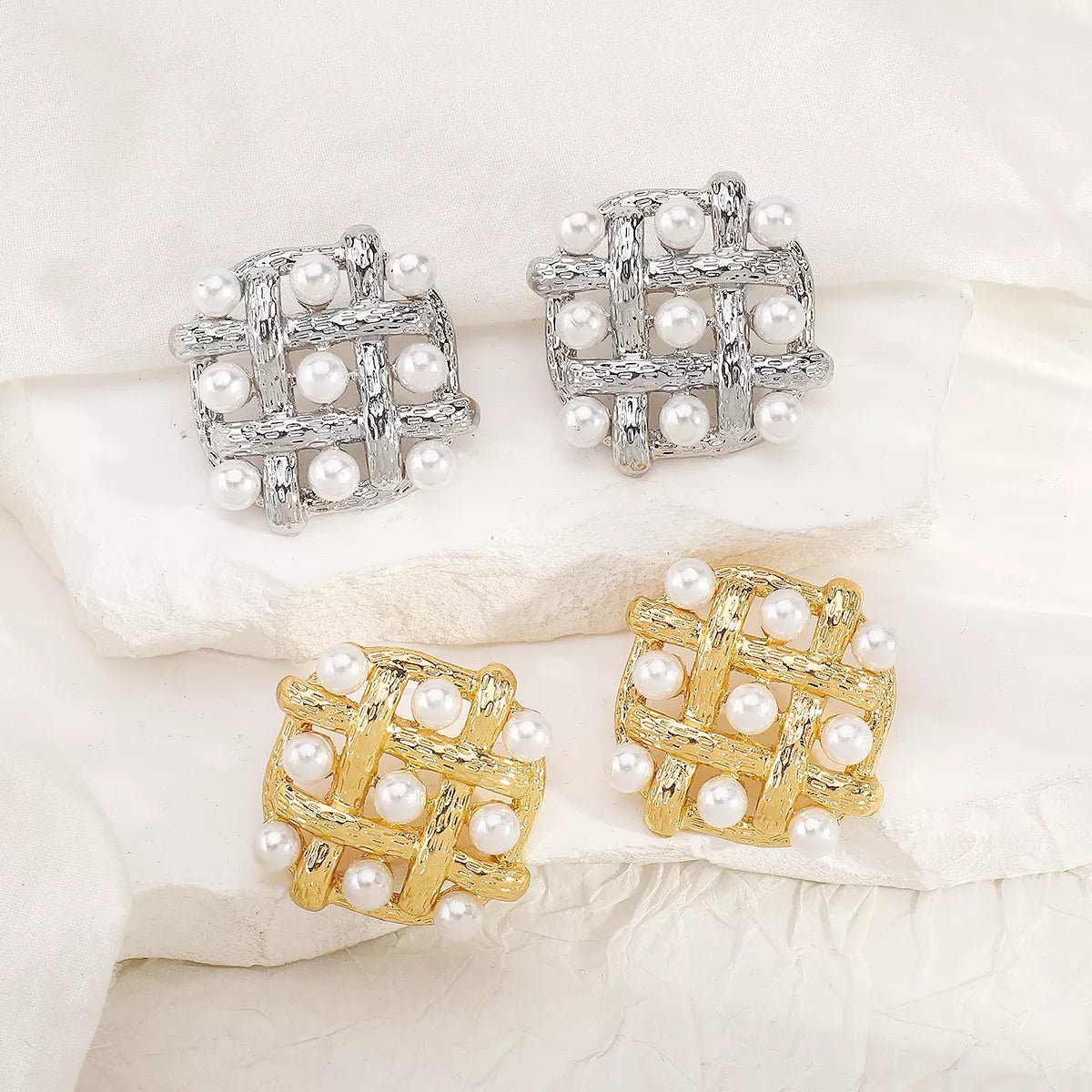 Pearl Grid Square Stud Earrings - MAD RUFFI