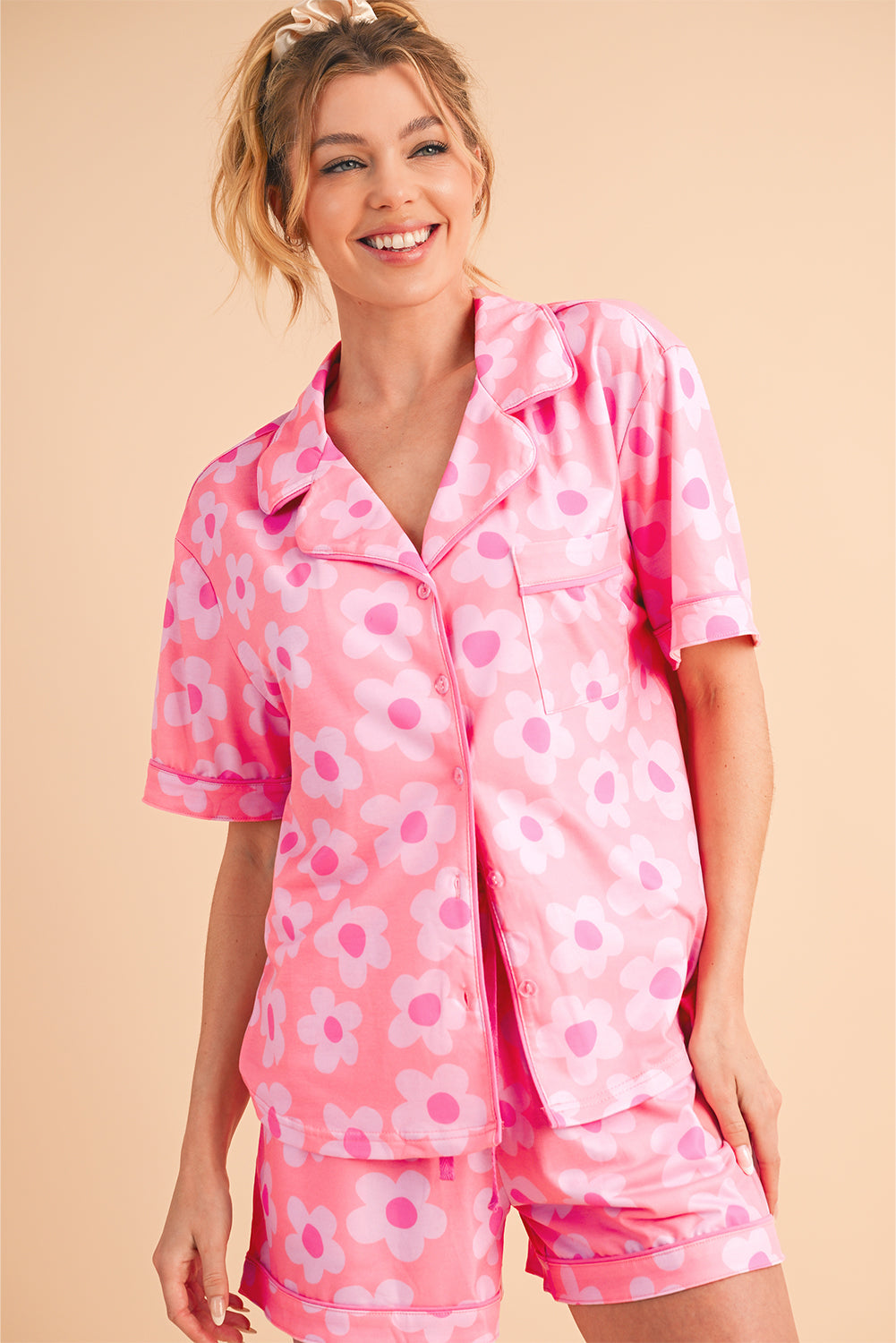 Pink 60s Flower Print Buttoned Shirt and Drawstring Waist Pajama Set - MAD RUFFI