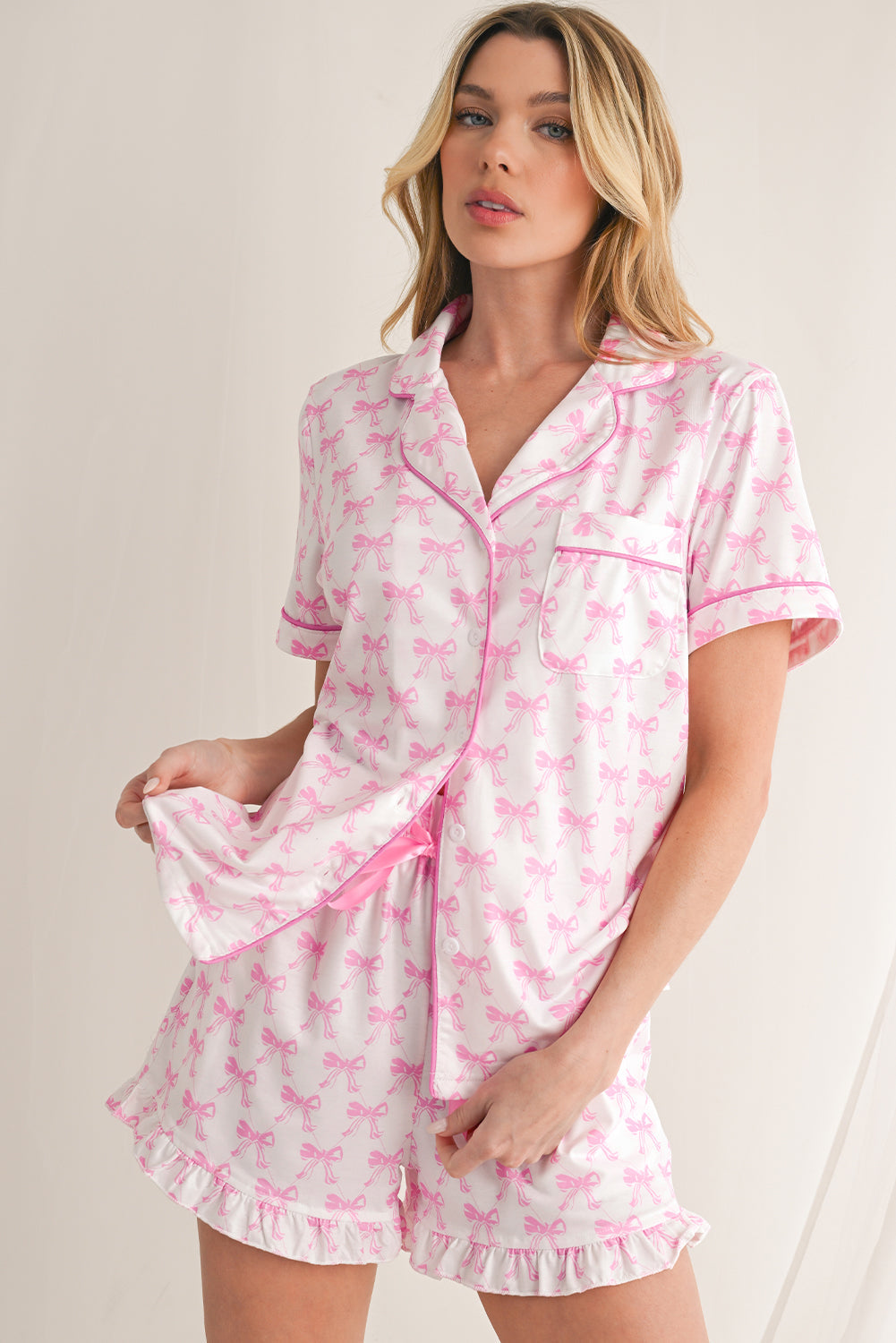 Pink Bowknot Print Shirt and Ruffle Hem Shorts Pajama Set - MAD RUFFI