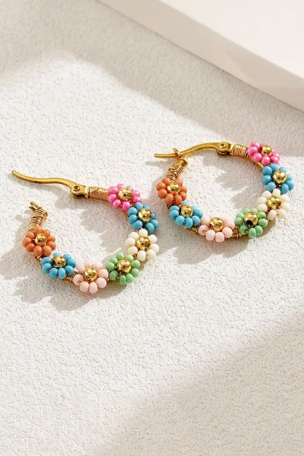 Pink Contrast Beaded Flowers Round Shape Dropping Earrings - MAD RUFFI