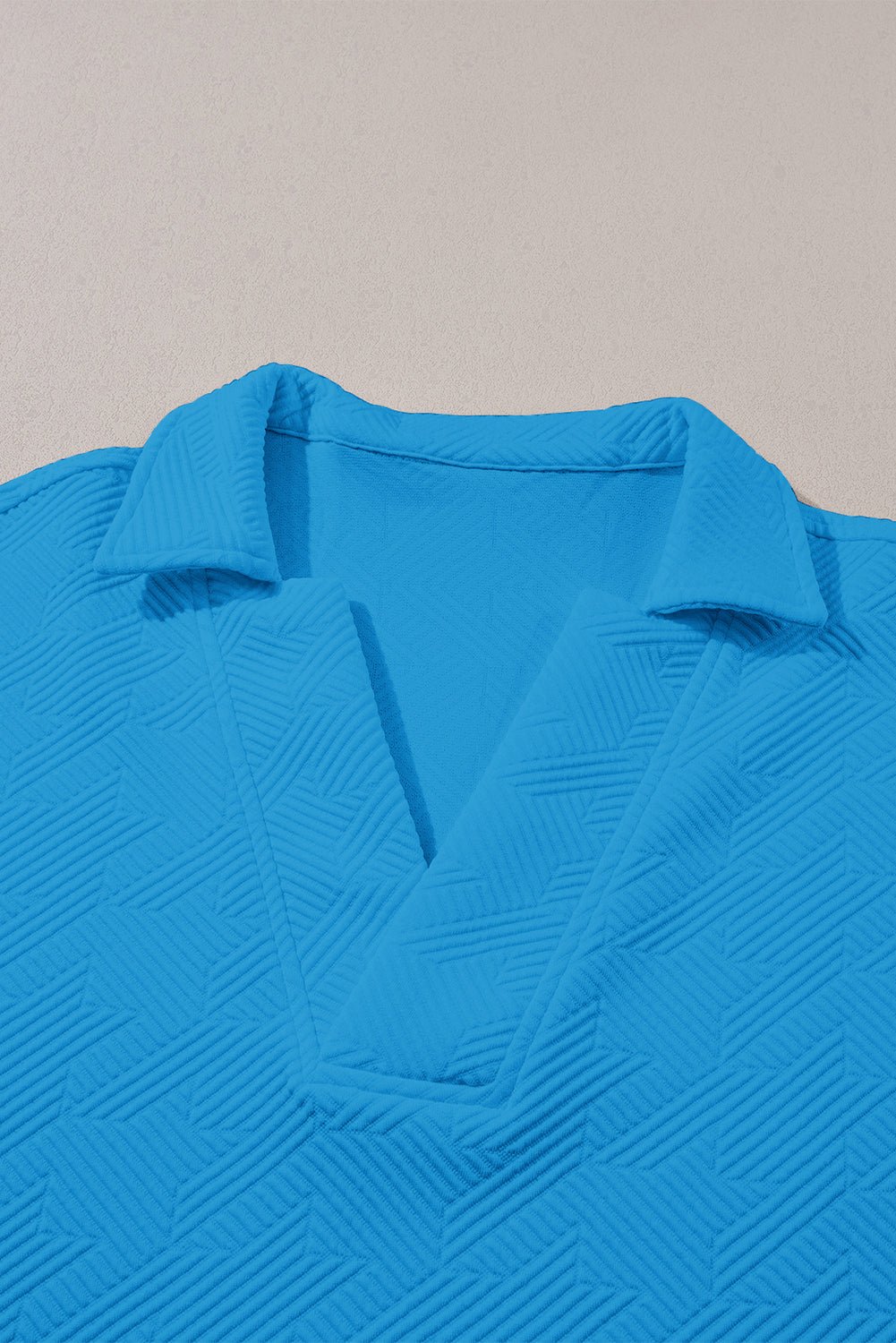 Pink Textured V Neck Collared Slit Hem T Shirt - MAD RUFFI