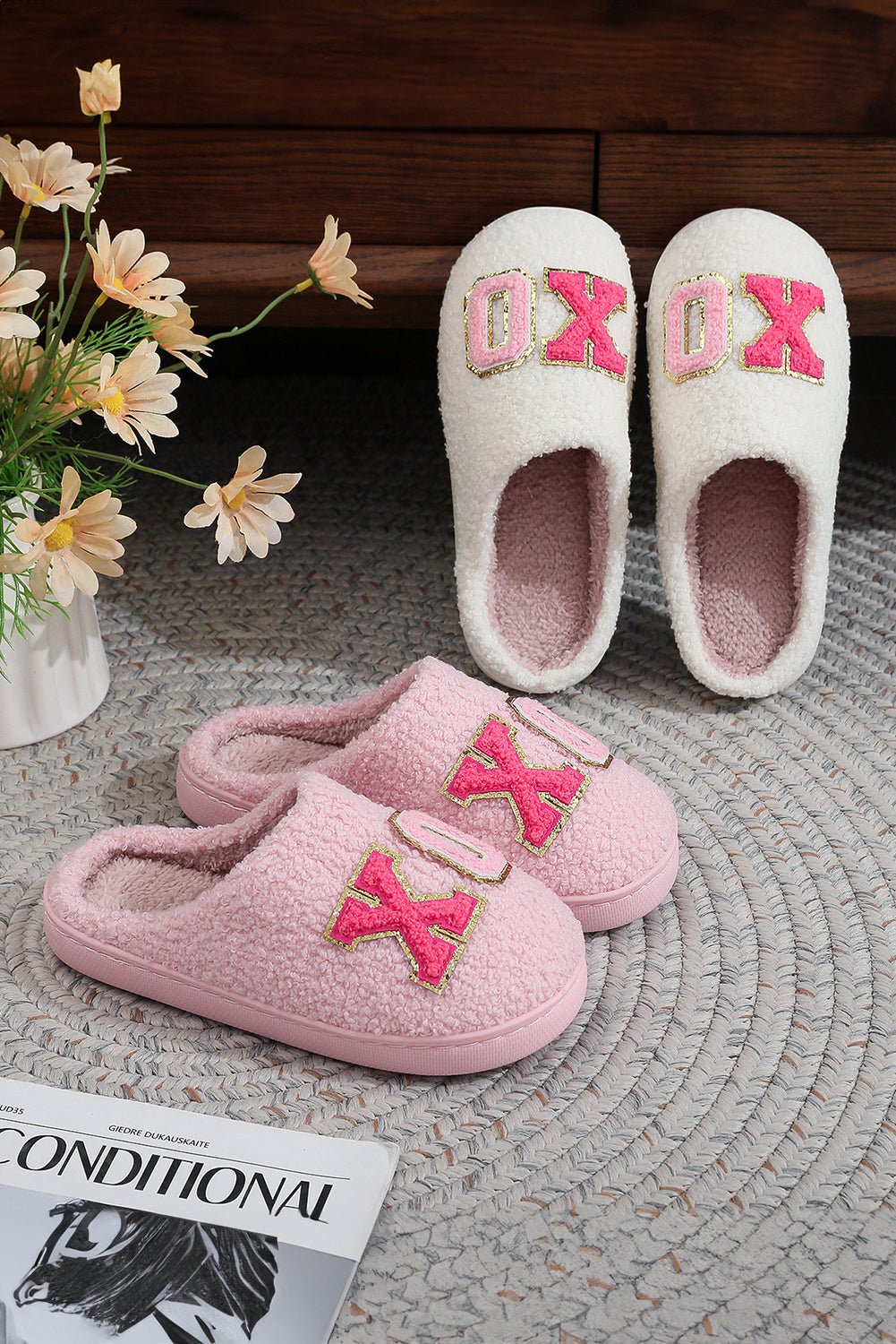 Pink XOXO Letter Graphic Plush Winter Slippers - MAD RUFFI