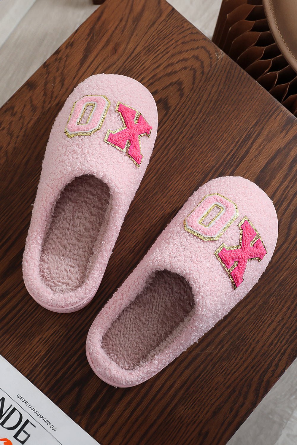 Pink XOXO Letter Graphic Plush Winter Slippers - MAD RUFFI
