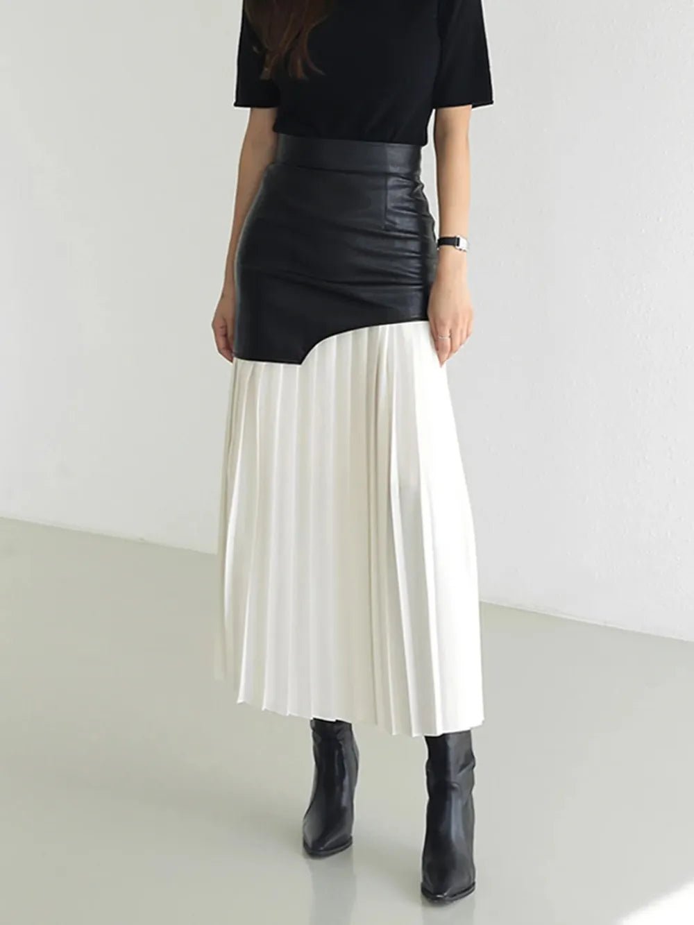 Pleated Contrast High Rise Skirt - MAD RUFFI
