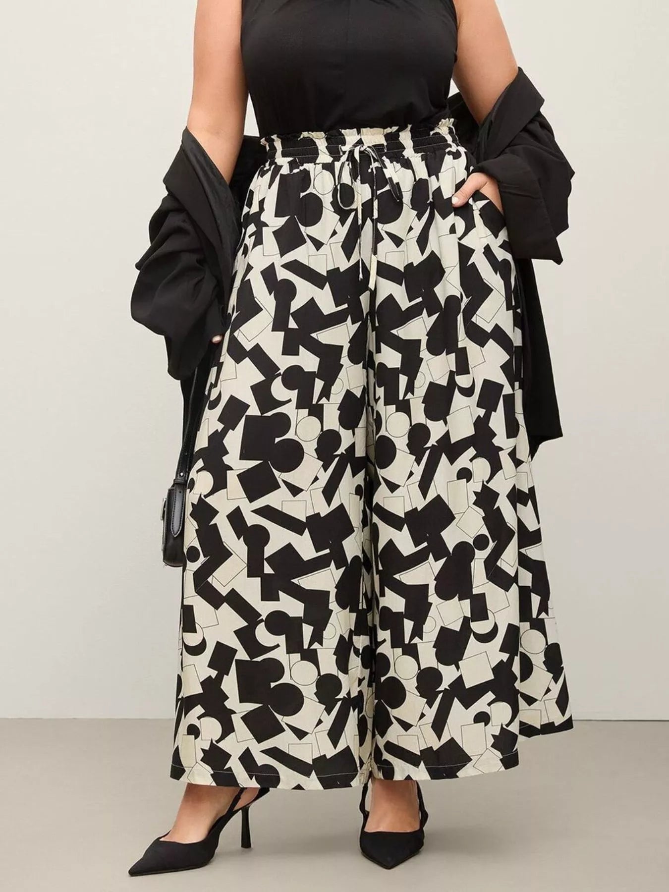 Plus Size Abstract Print Wide Leg Pants - MAD RUFFI