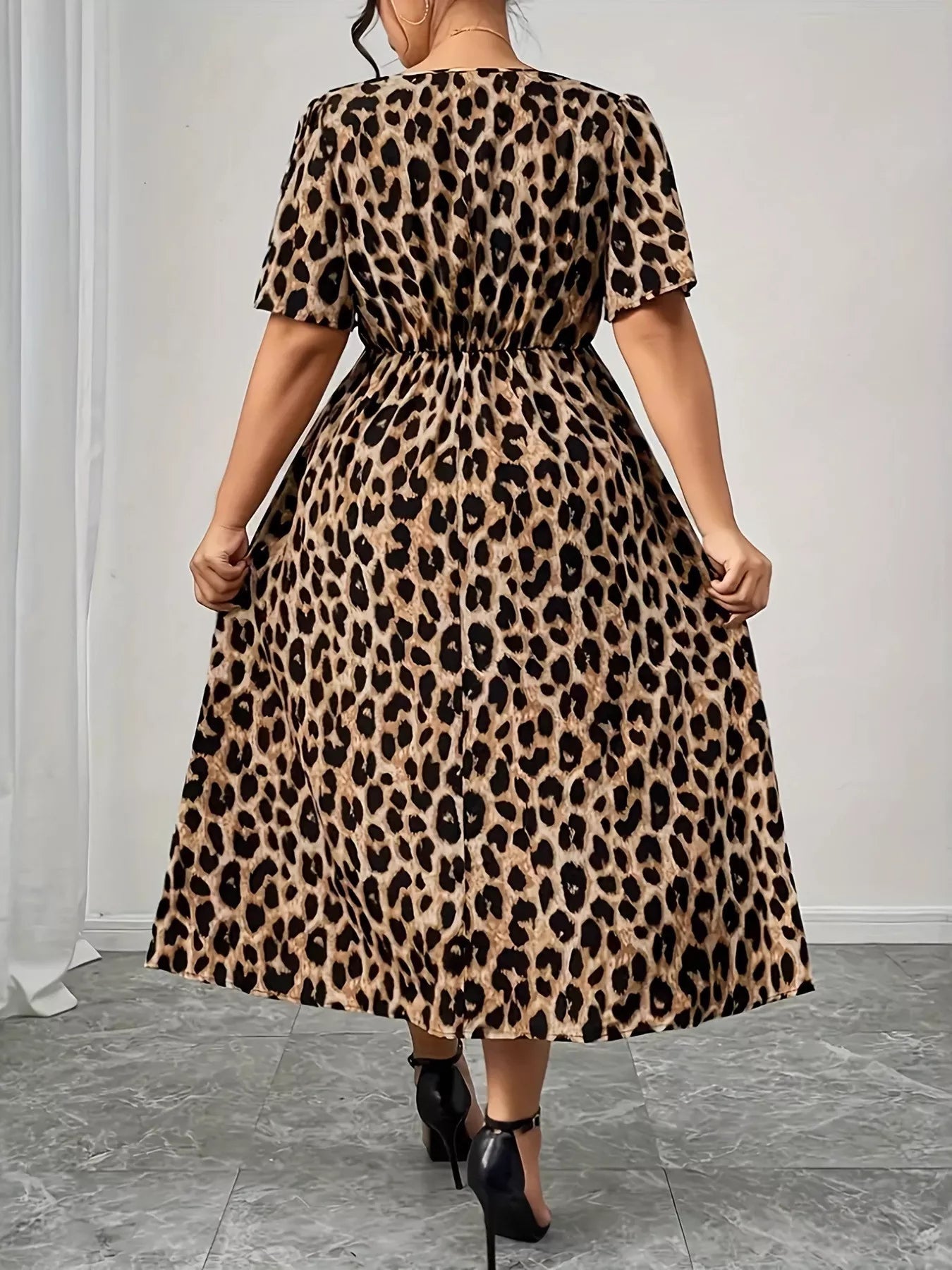 Plus Size Twisted Front Leopard Short Sleeve Dress - MAD RUFFI