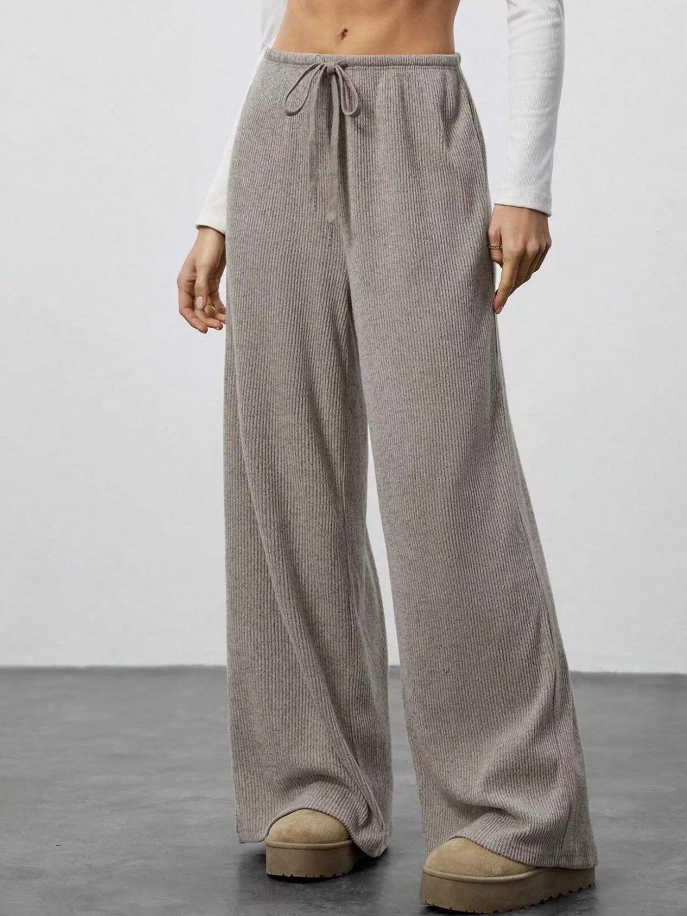 Relaxed Fit Wide Leg Pants - MAD RUFFI