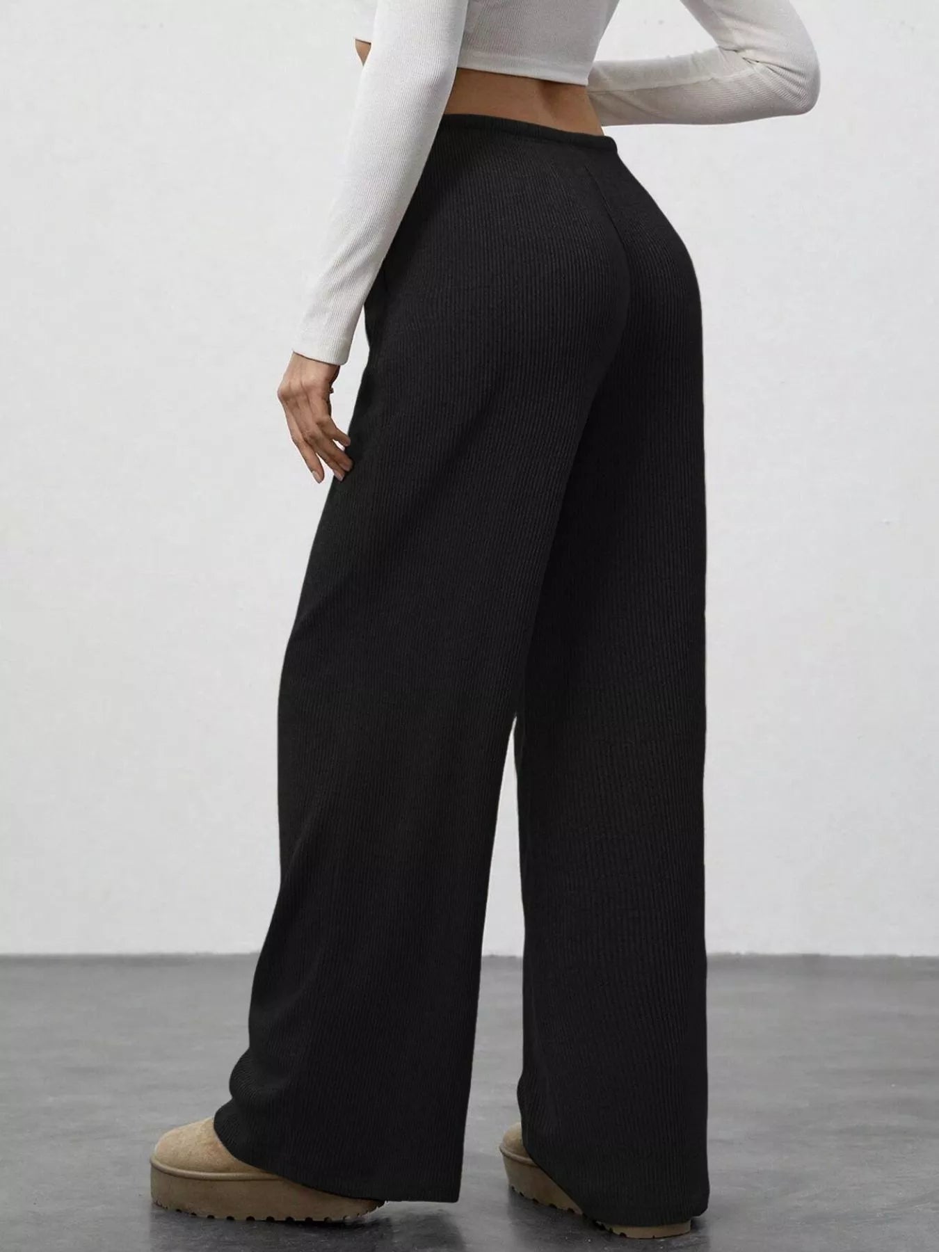 Relaxed Fit Wide Leg Pants - MAD RUFFI