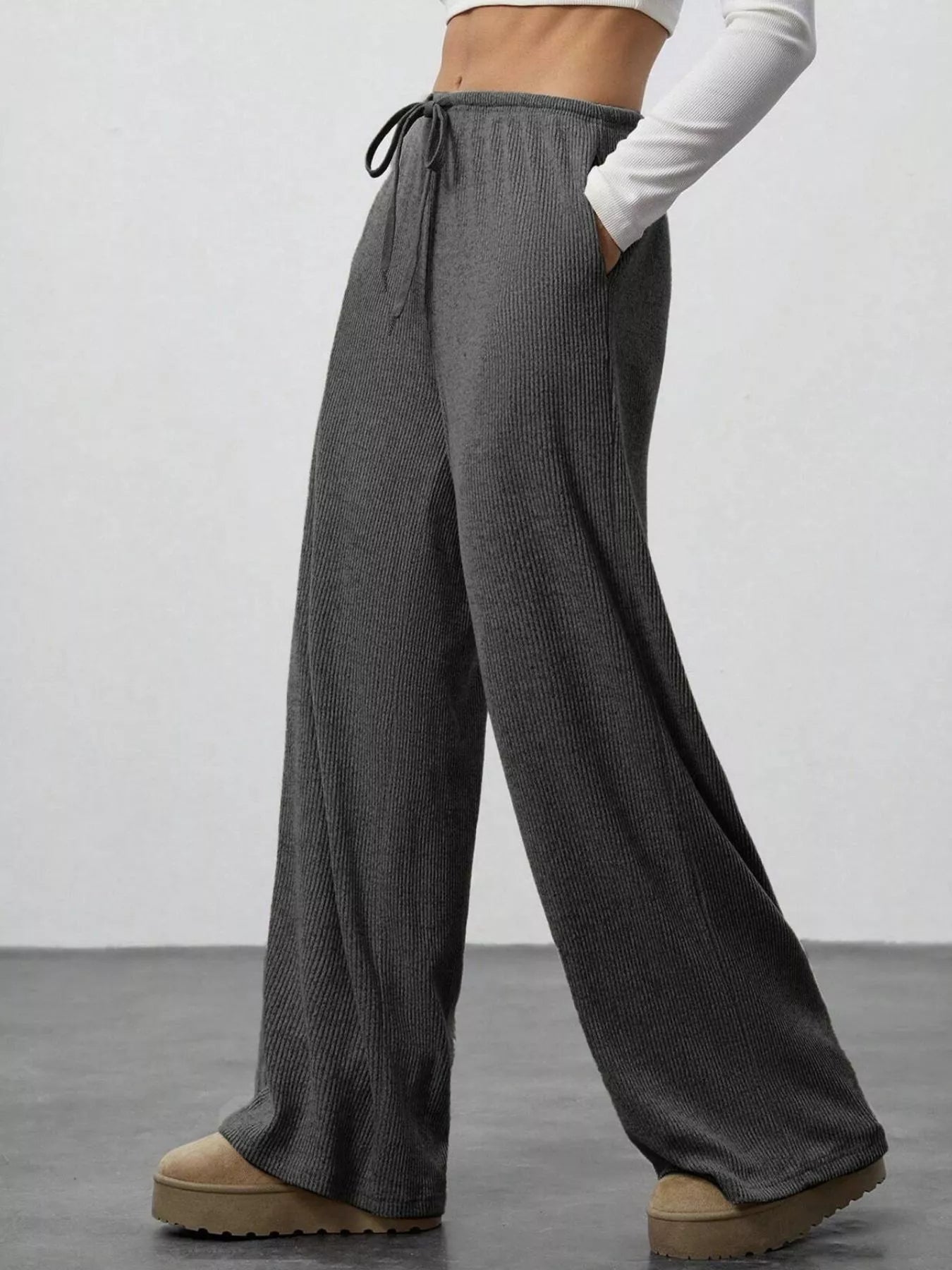Relaxed Fit Wide Leg Pants - MAD RUFFI