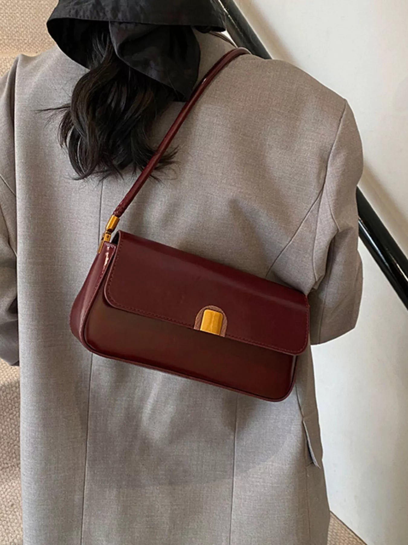 Retro Style Leather Shoulder Bag - MAD RUFFI