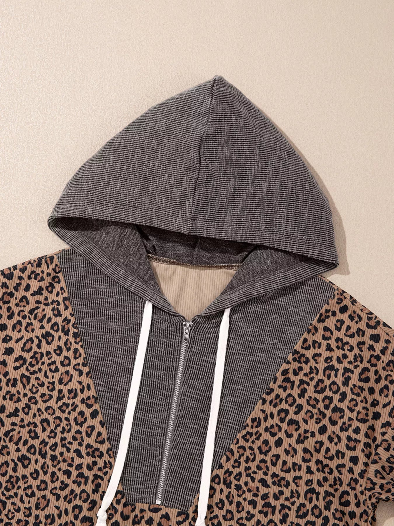Ribbed Leopard Print Contrast Collar Zip Hoodie - MAD RUFFI
