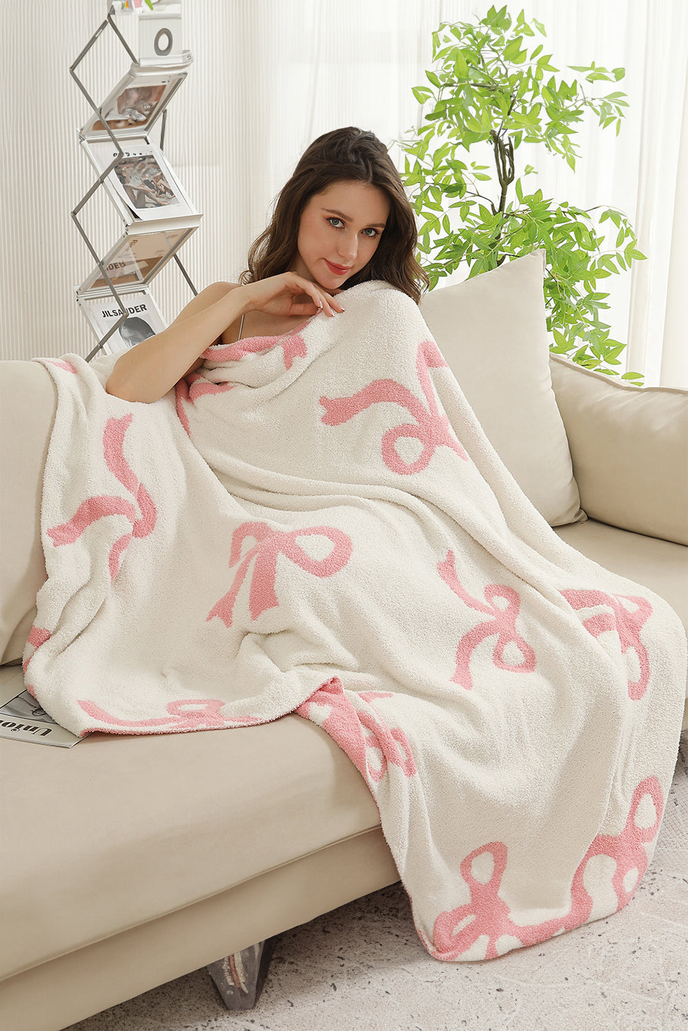 Rose Red 127*152cm Bow Printed Cozy Soft Throw Blanket - MAD RUFFI