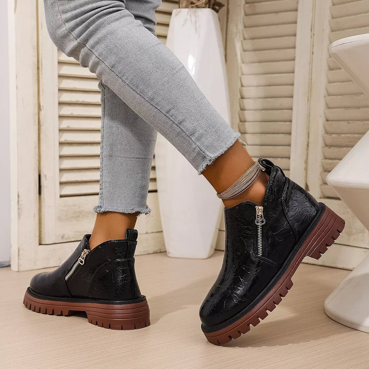 Round Toe Block Heels Boots - MAD RUFFI