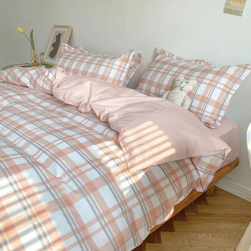 Scandinavian Fashion Quilt Sets with Soft Plaid Sheets - MAD RUFFI