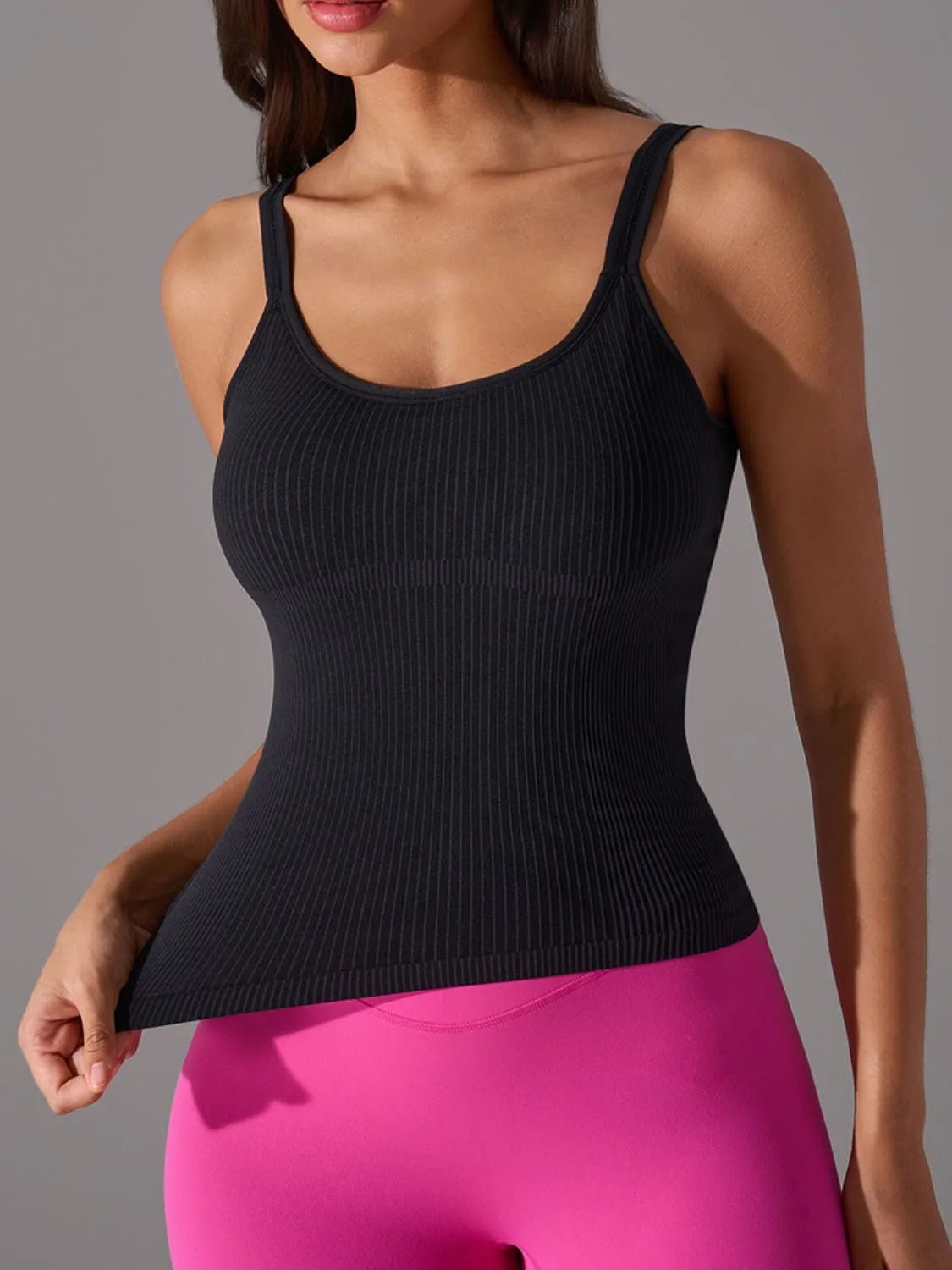 Scoop Neck Active Tank with Detachable Chest Pads - MAD RUFFI