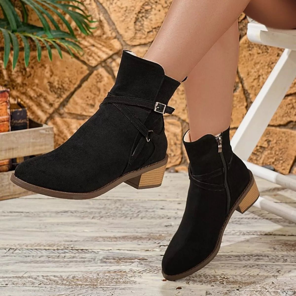 Side Zip Block Heels Boots - MAD RUFFI