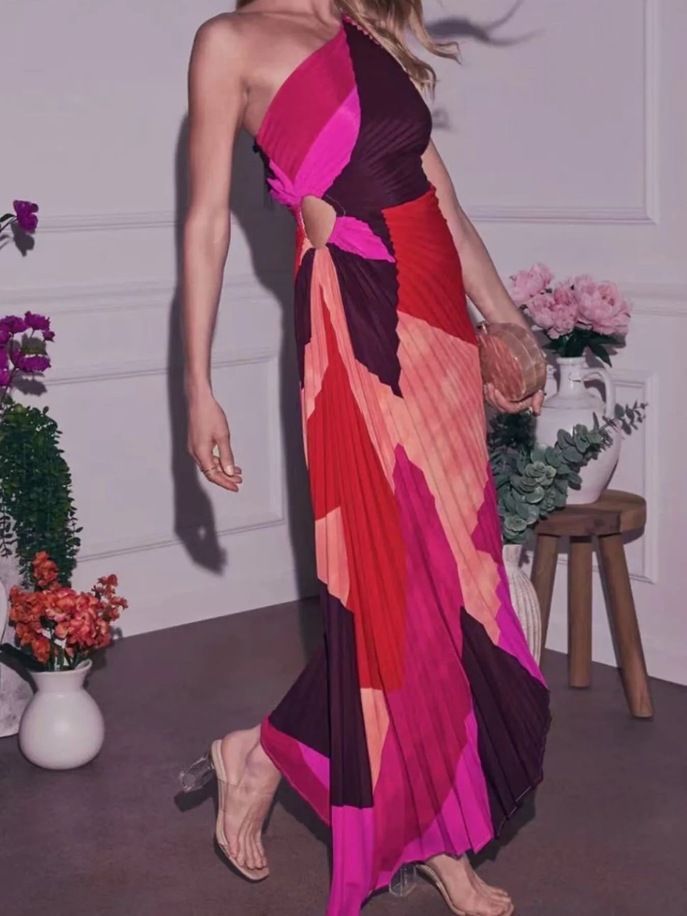 Single Shoulder Floral Pleated Dress - MAD RUFFI