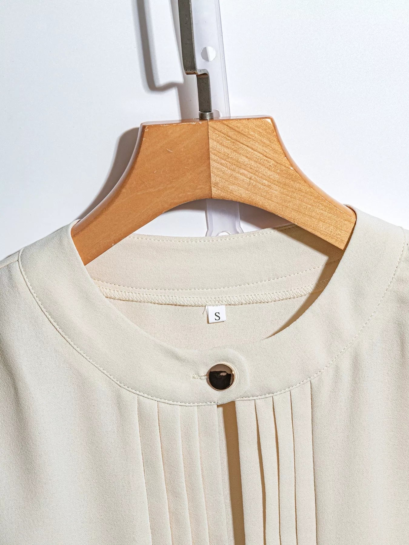 Sleeveless Pleated Blouse with Belt - MAD RUFFI