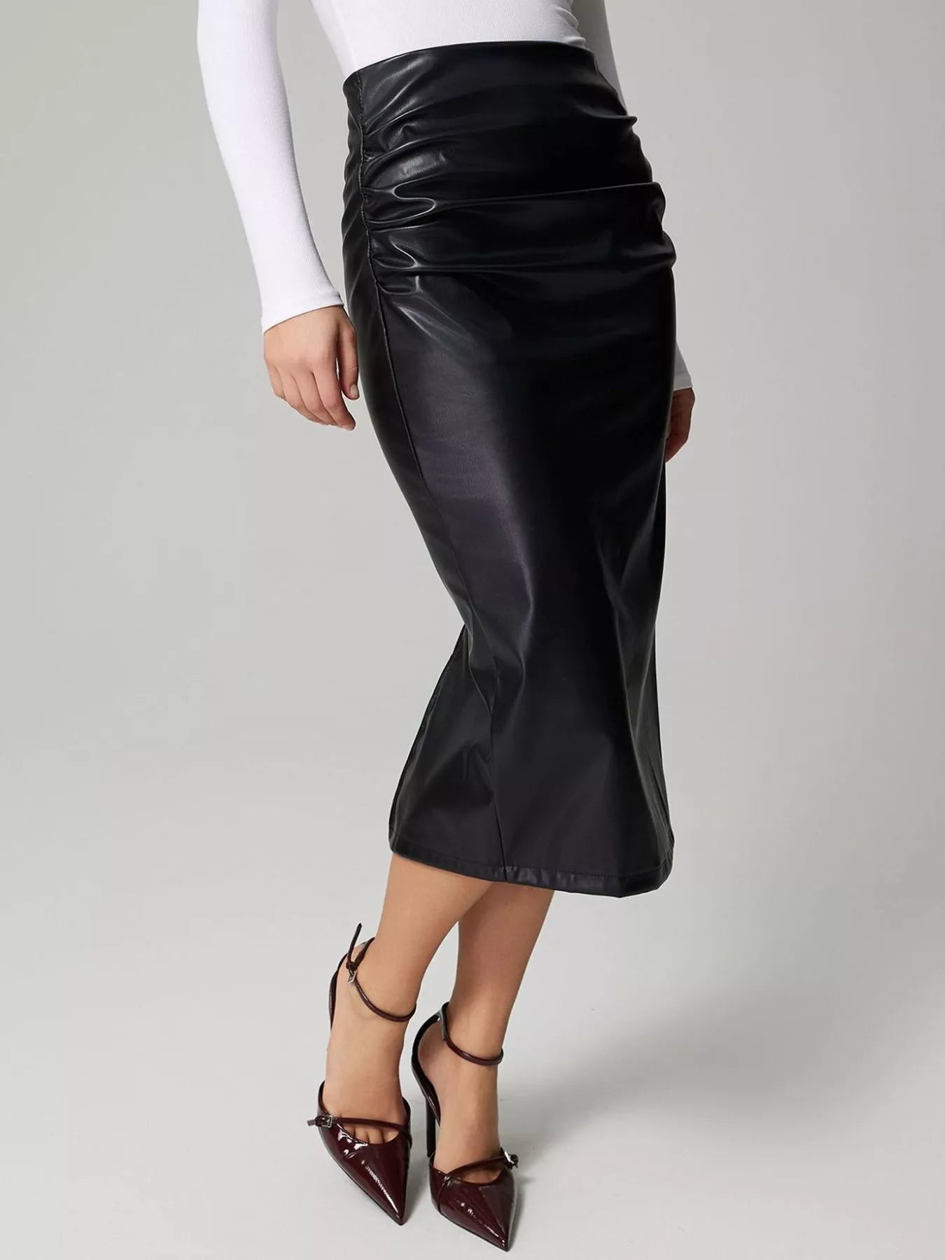 Slit Back Leather Skirt - MAD RUFFI