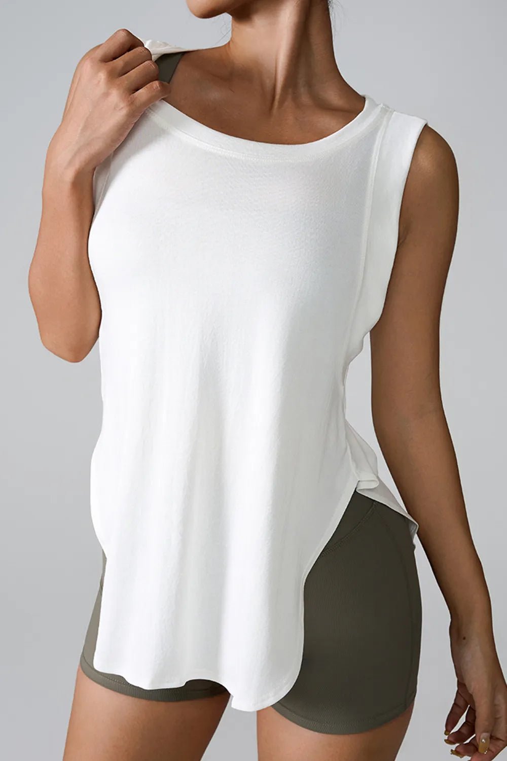 Slit Round Neck Active Tank - MAD RUFFI