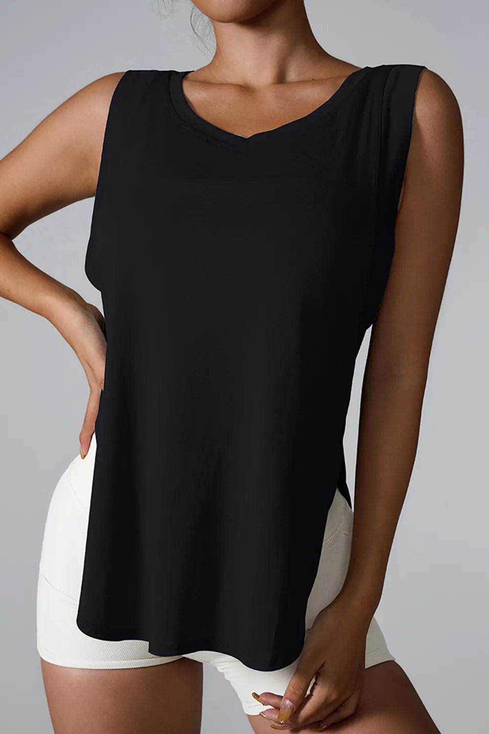 Slit Round Neck Active Tank - MAD RUFFI