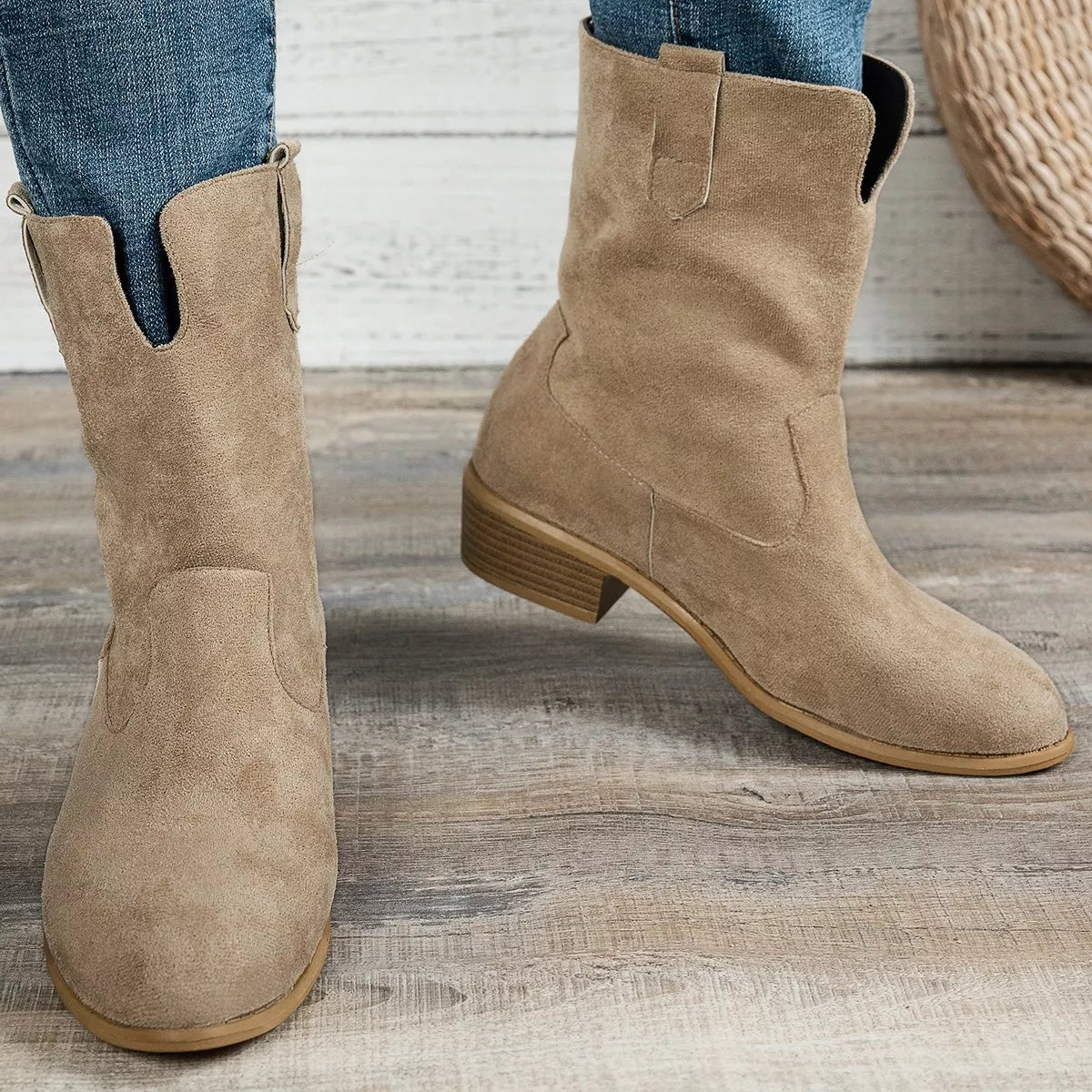 Suede Block Heel Western Boots - MAD RUFFI