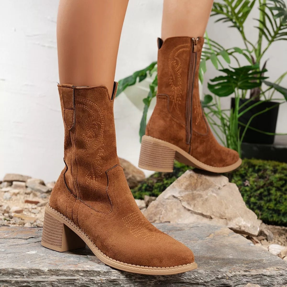 Suede Block Heel Western Boots - MAD RUFFI