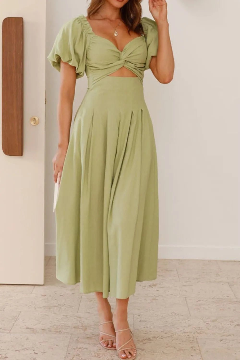 Sweetheart Neck Puff Sleeve Dress - MAD RUFFI