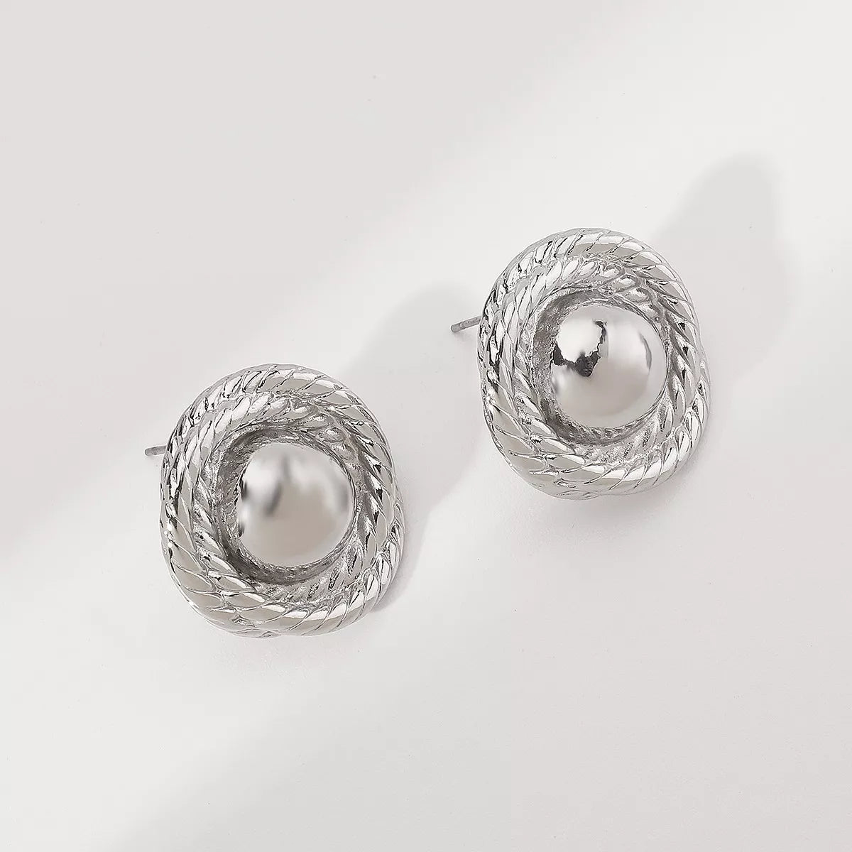 Twisted Rope Circle Stud Earrings - MAD RUFFI