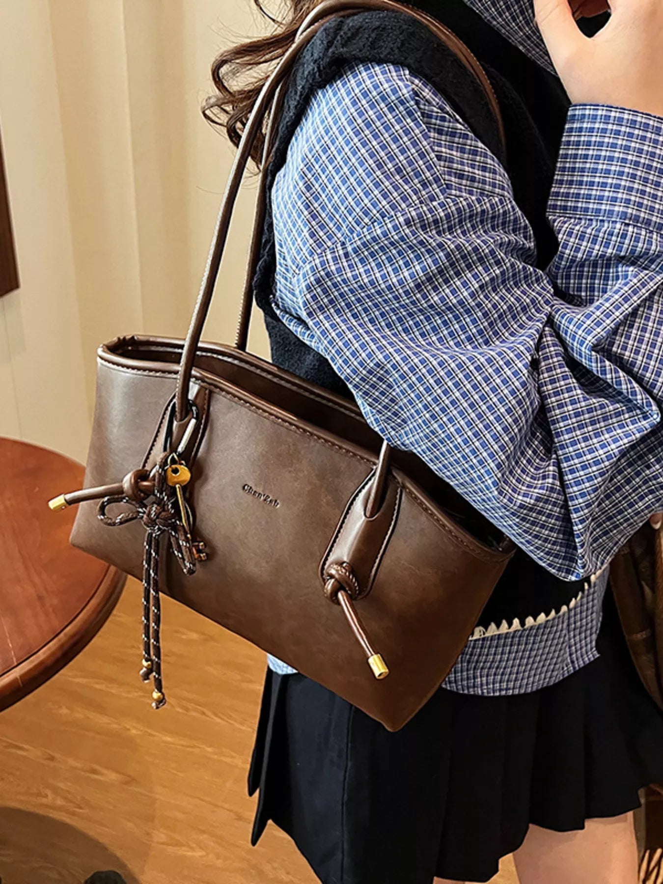 Vintage Style Leather Shoulder Bag - MAD RUFFI