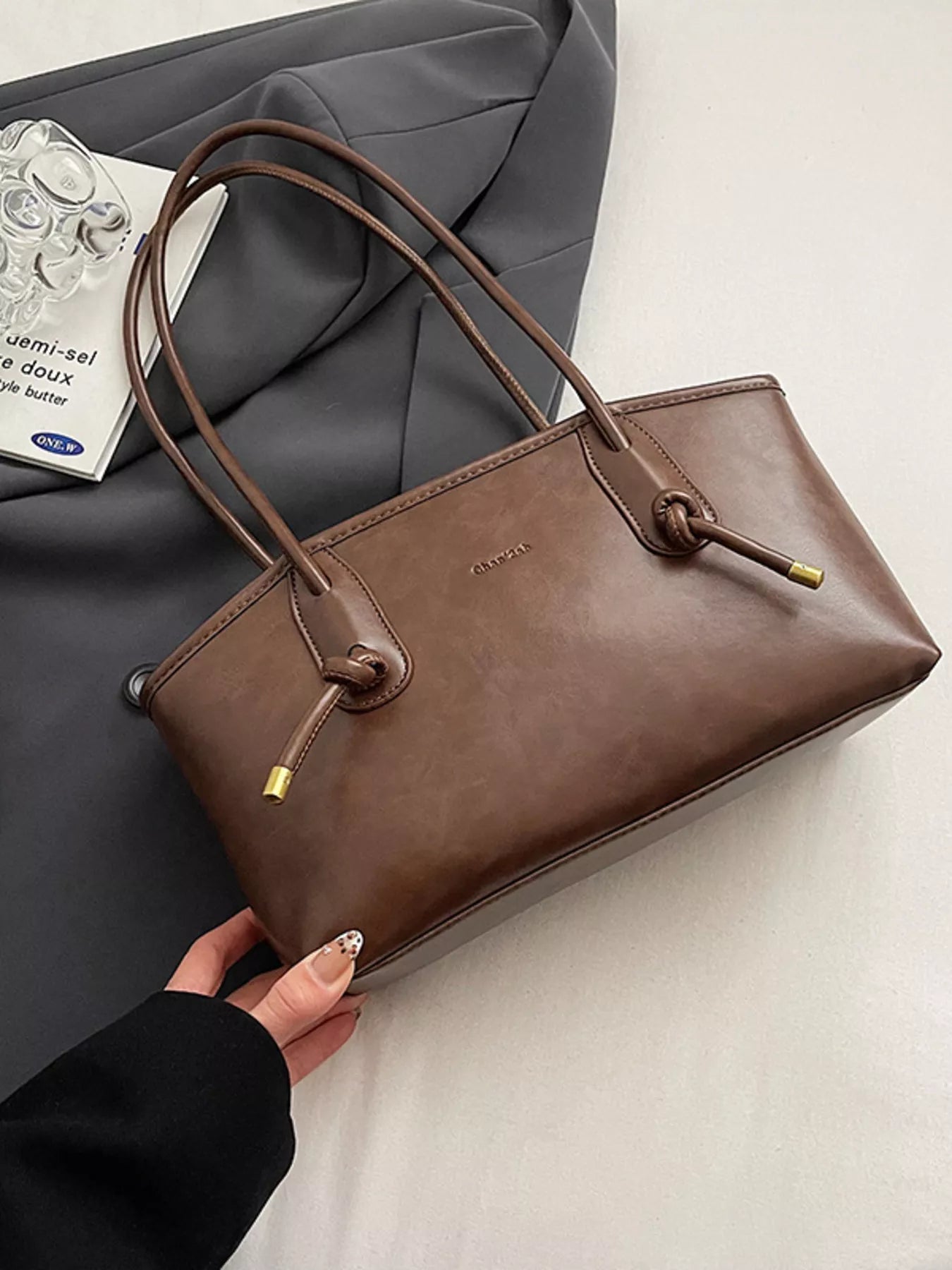 Vintage Style Leather Shoulder Bag - MAD RUFFI