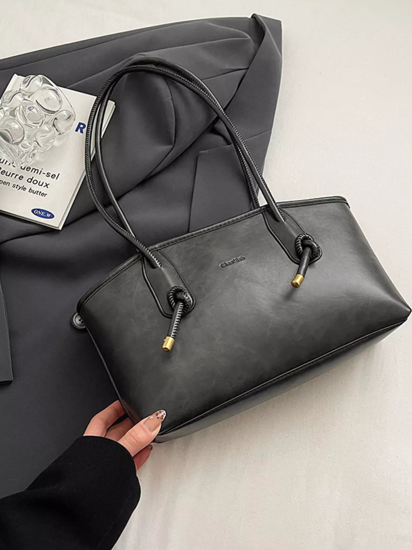 Vintage Style Leather Shoulder Bag - MAD RUFFI