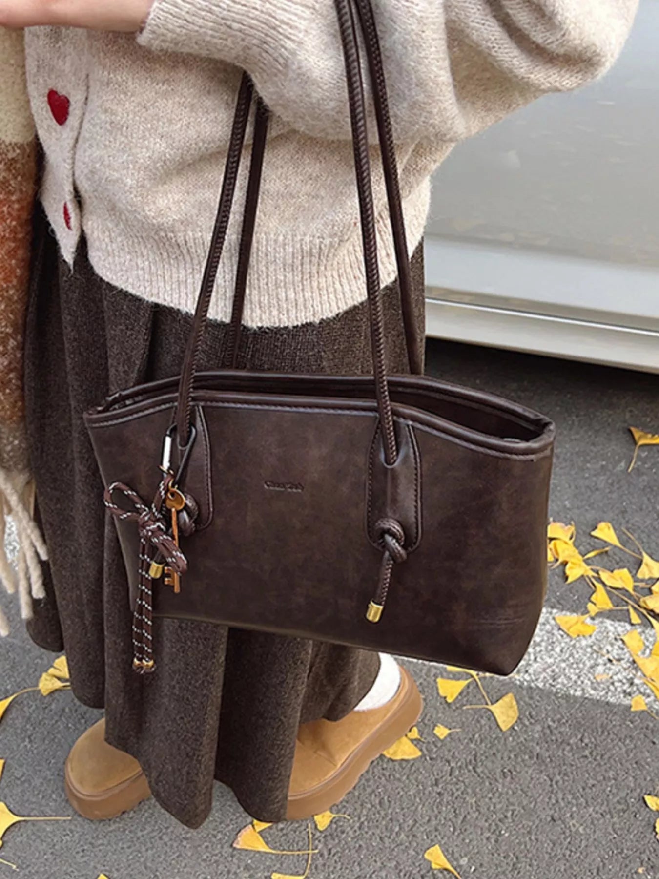 Vintage Style Leather Shoulder Bag - MAD RUFFI