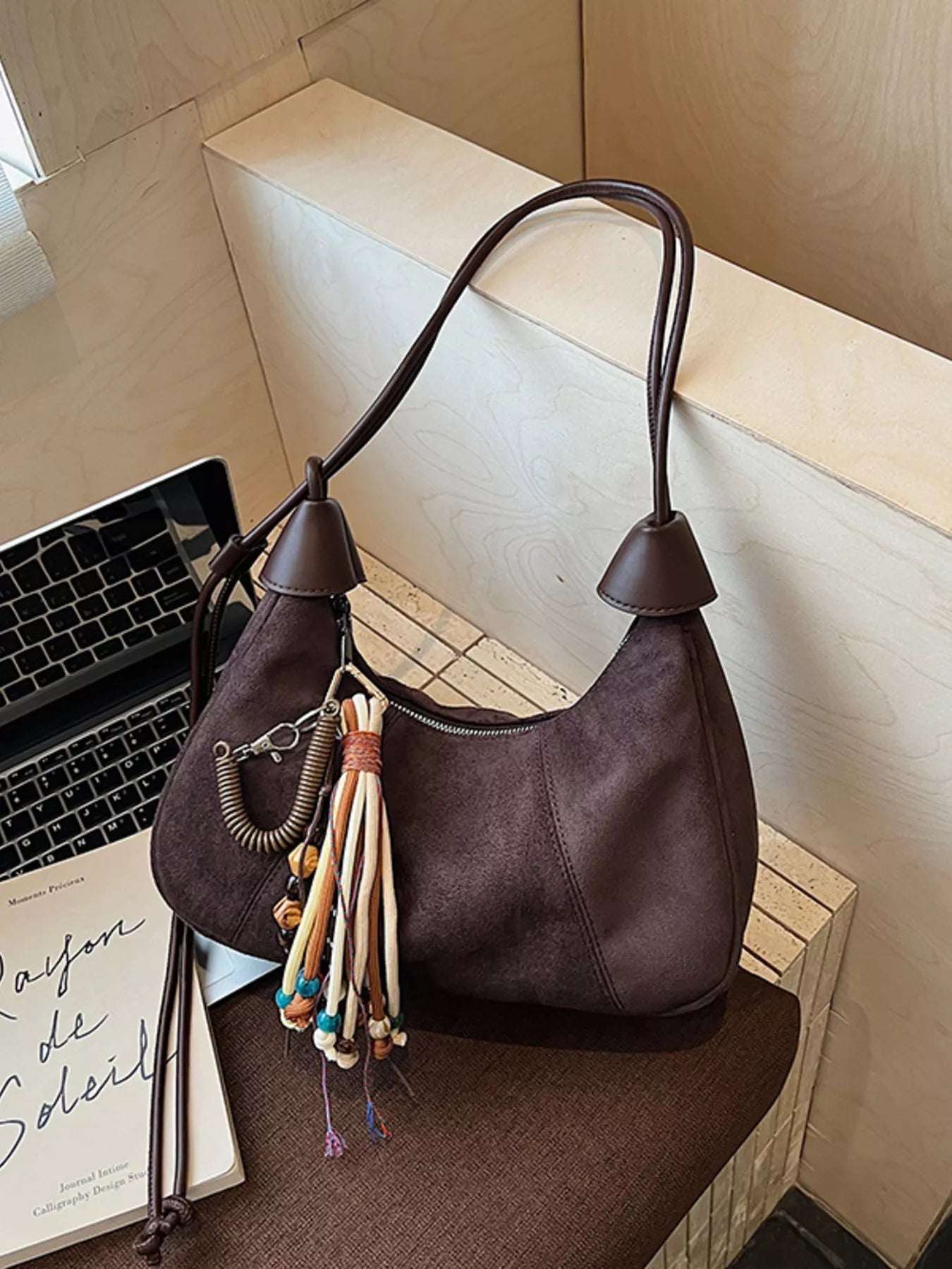 Vintage Suede Tassel Shoulder Bag - MAD RUFFI