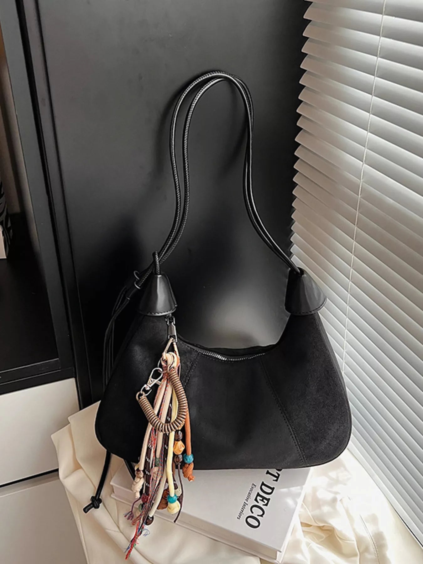 Vintage Suede Tassel Shoulder Bag - MAD RUFFI