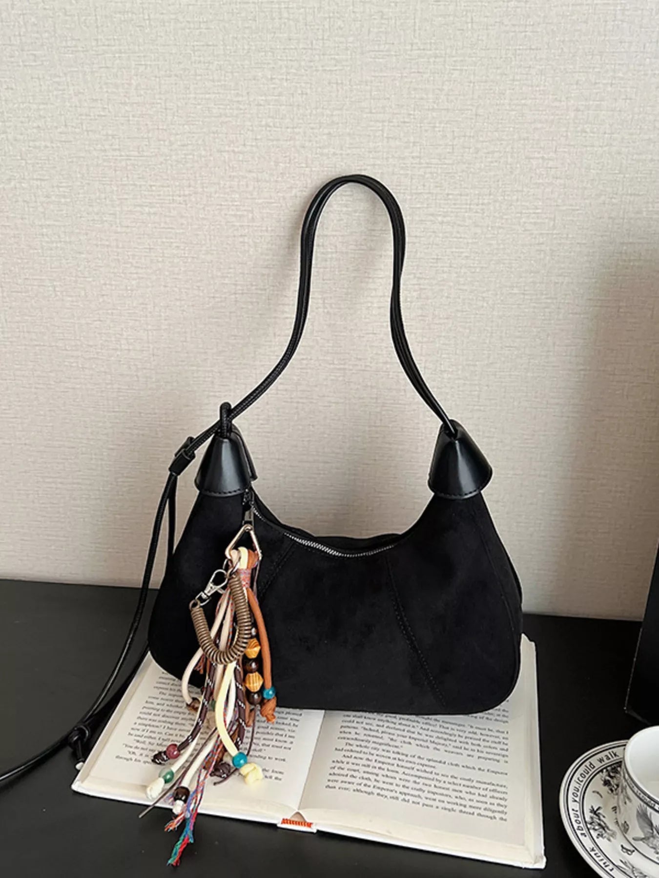 Vintage Suede Tassel Shoulder Bag - MAD RUFFI