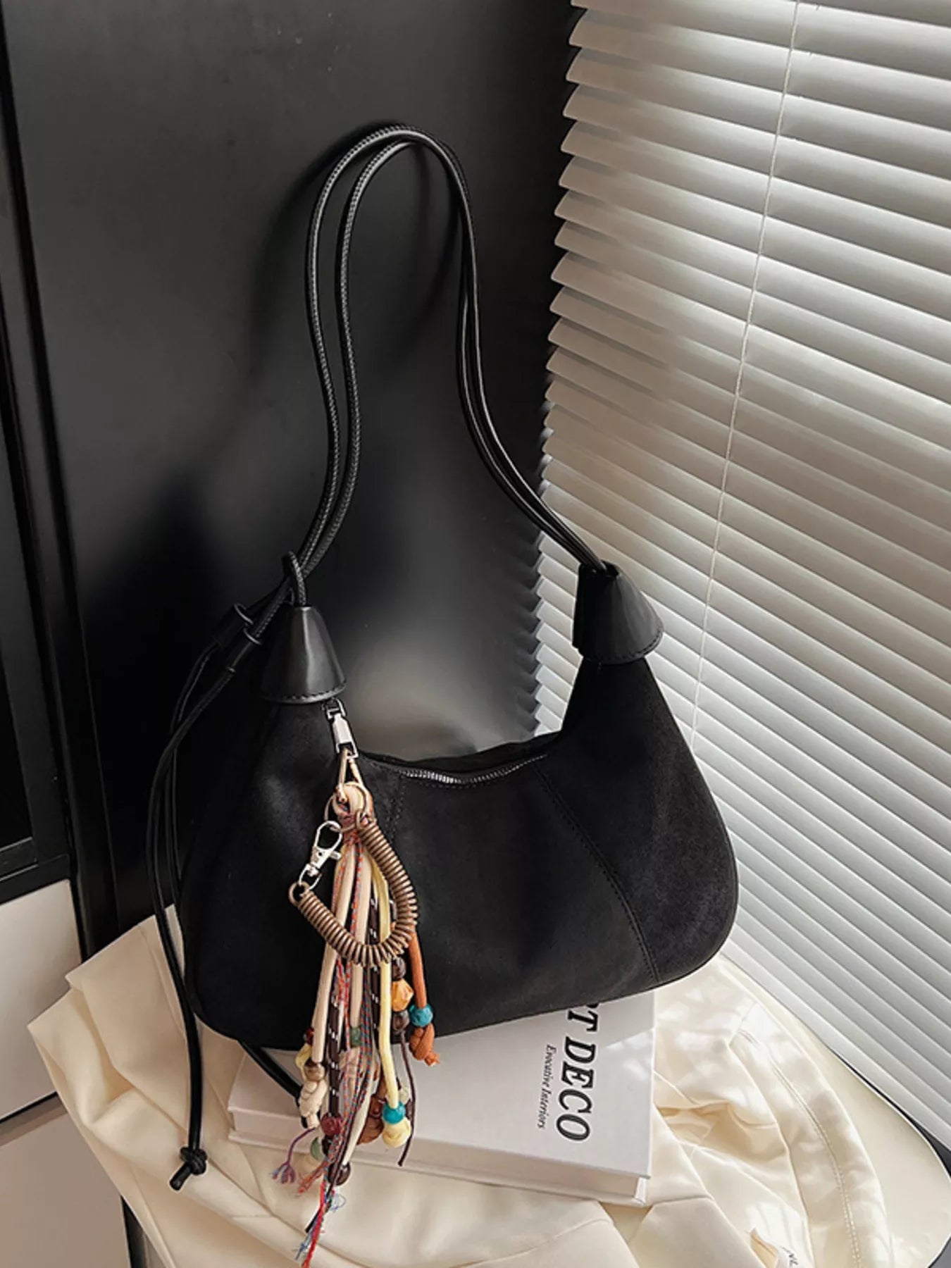 Vintage Suede Tassel Shoulder Bag - MAD RUFFI