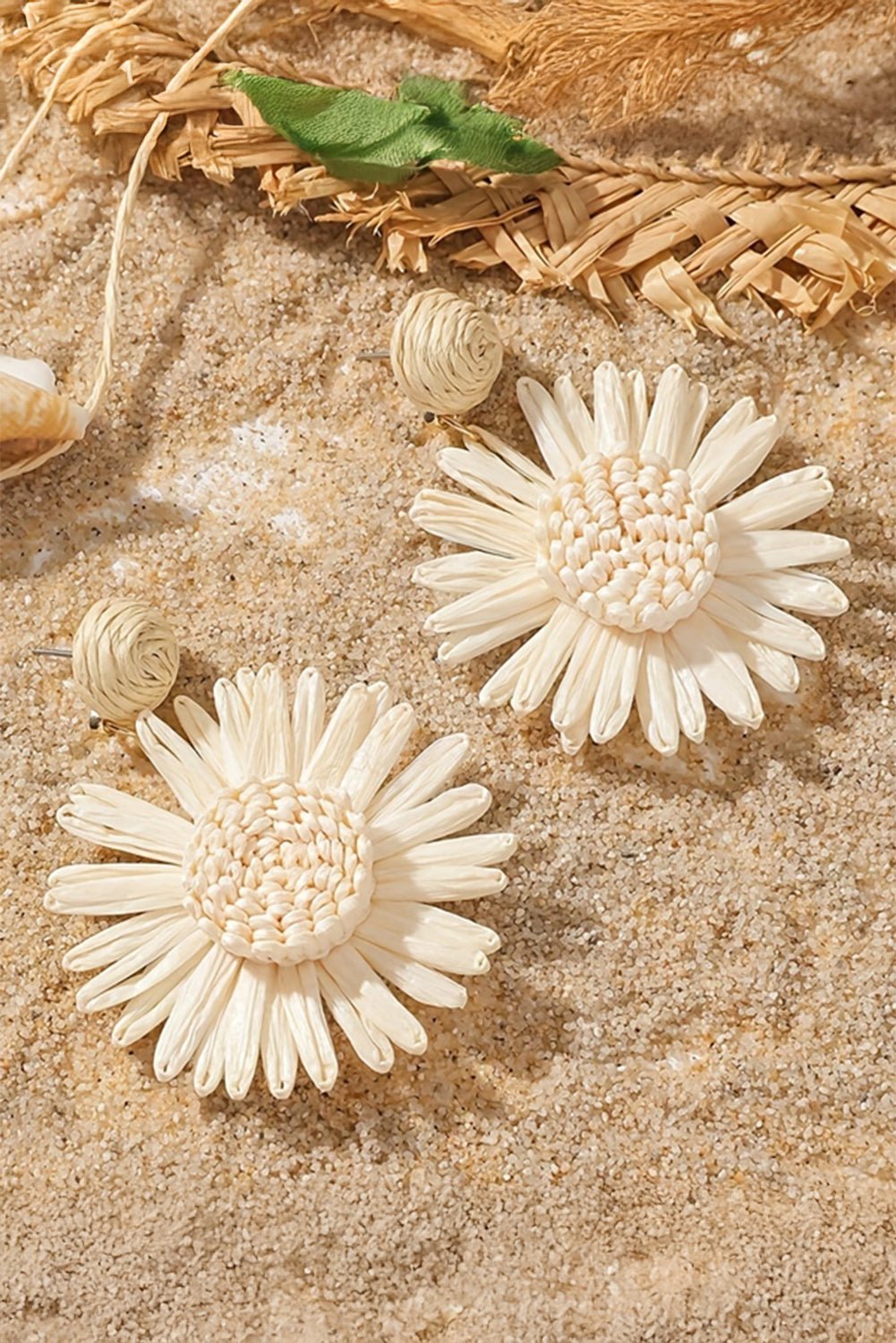 White Boho Flower Drop Earrings - MAD RUFFI