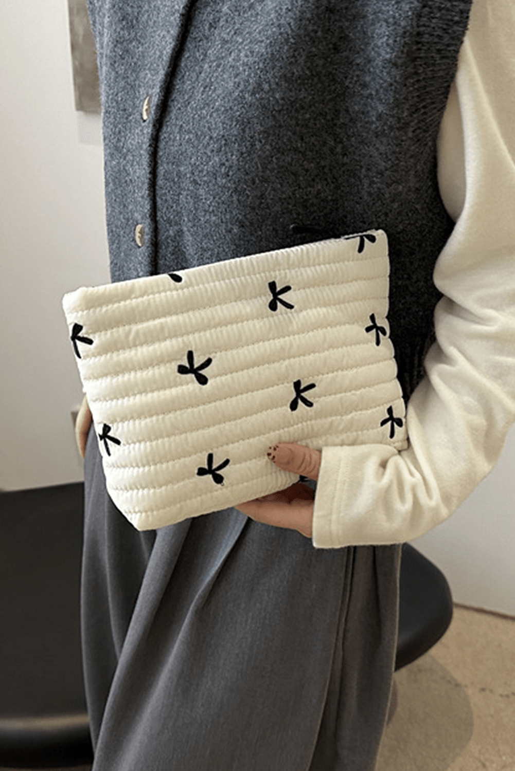 White Bow Quilted Makeup Bag - MAD RUFFI