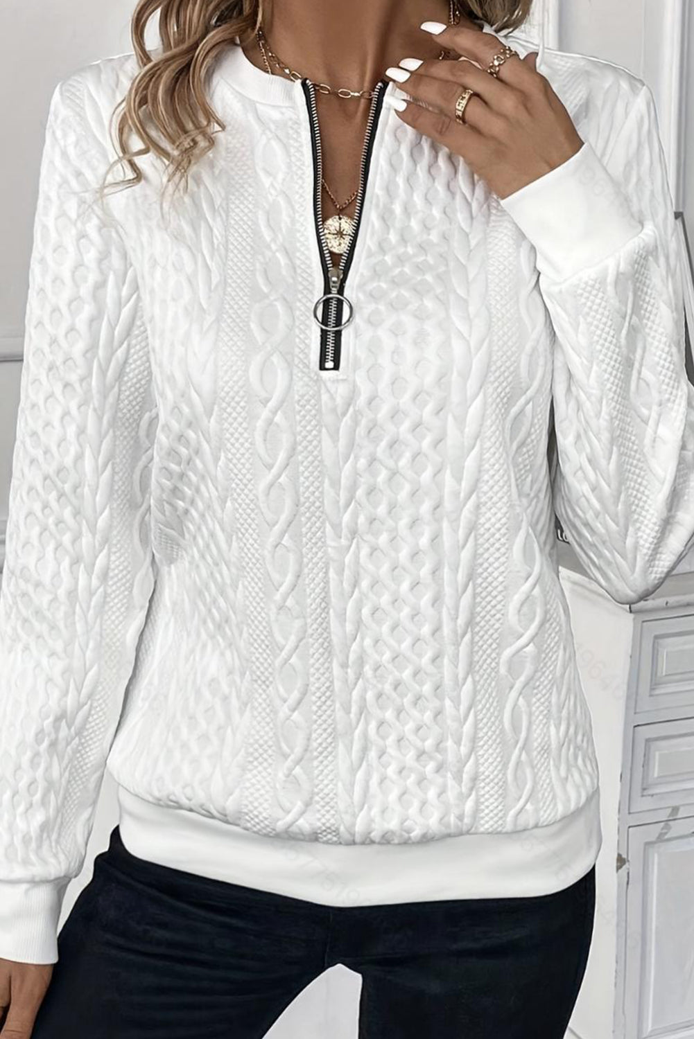 White Casual Zipper Pullover Sweater - MAD RUFFI