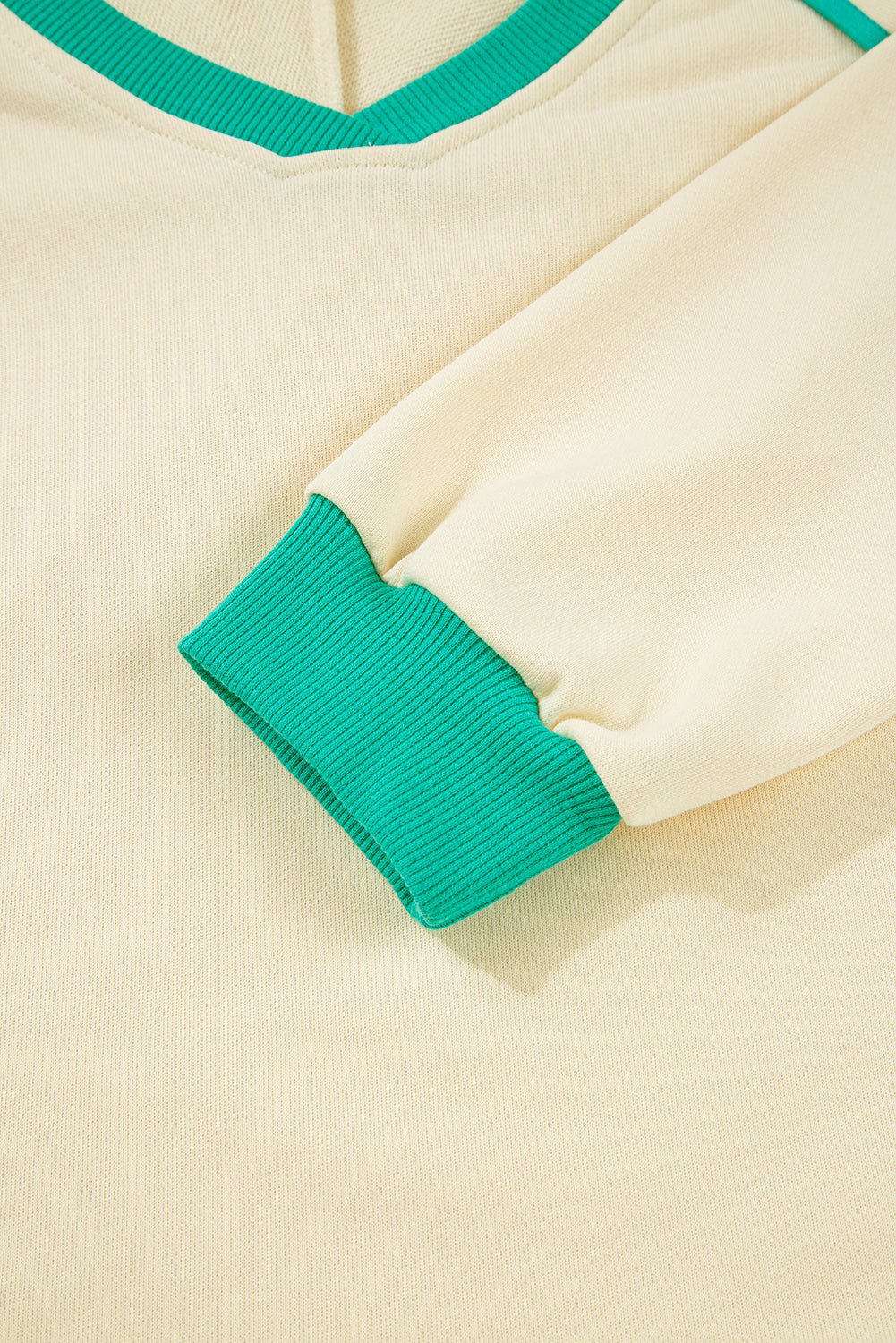 White Contrast Trim Colorblock Long Sleeve Pullover and Drawstring Shorts Set - MAD RUFFI