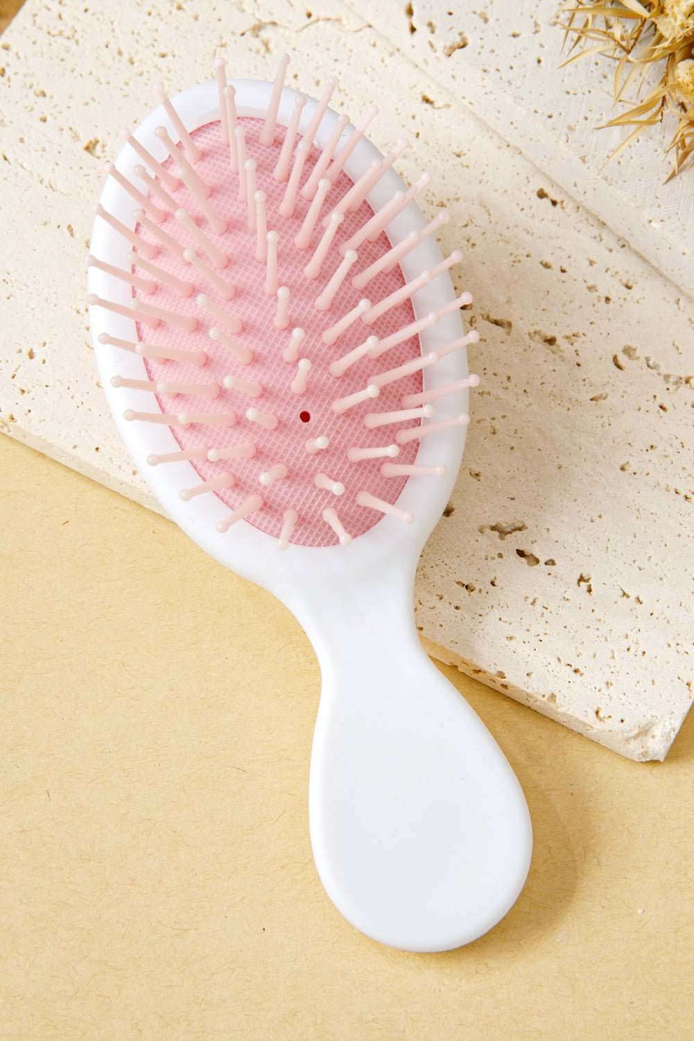 White Cute Bow Scalp Massage Comb - MAD RUFFI