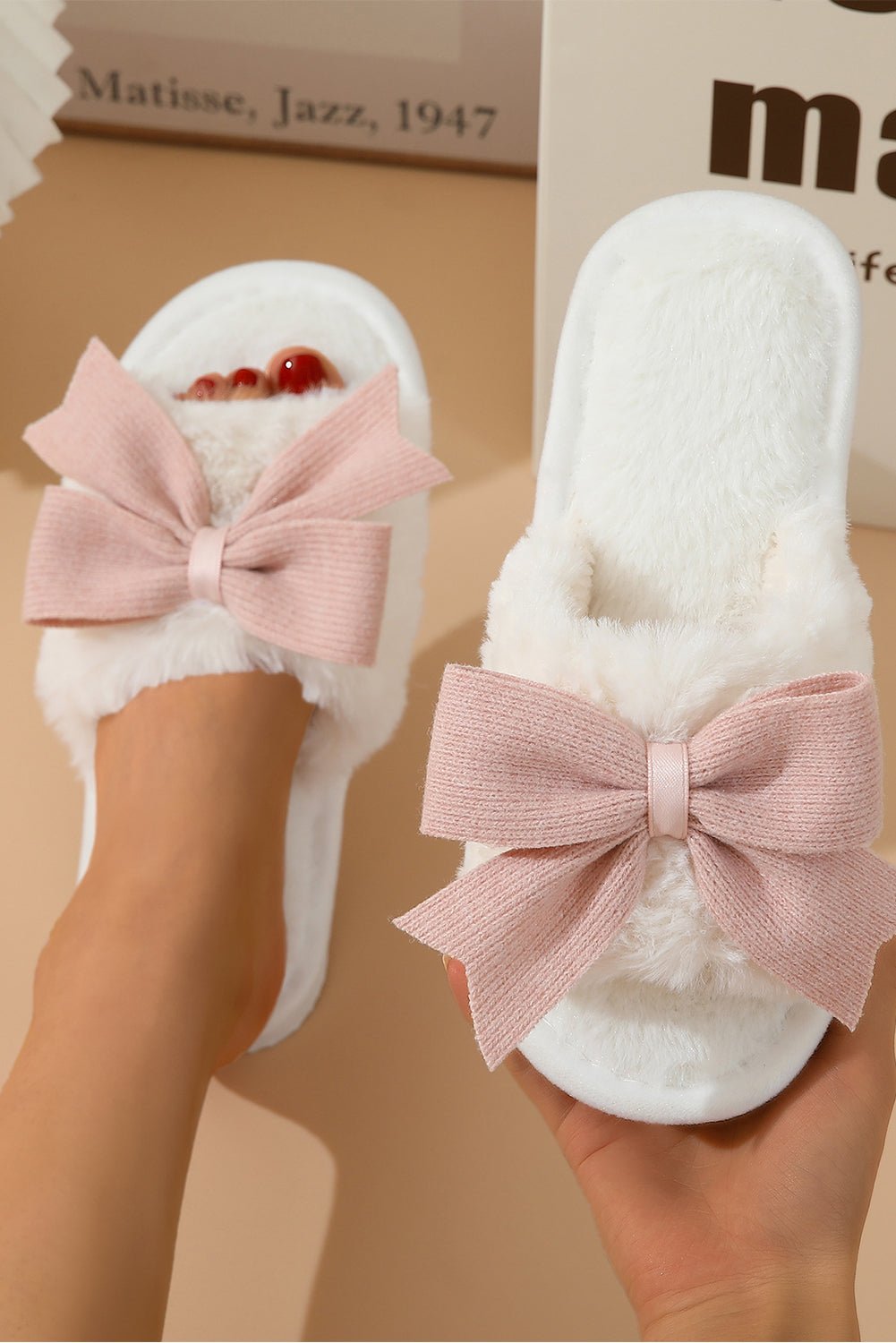 White Cute Bowknot Home Fluffy Slippers - MAD RUFFI