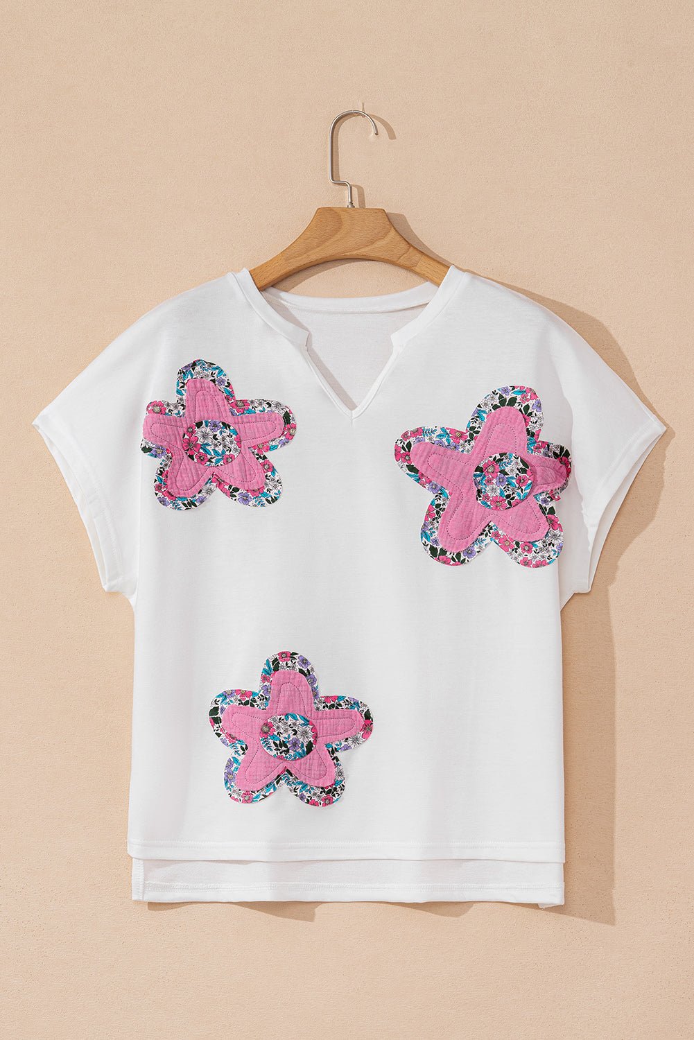 White Cute Floral Patch V - Neck Short Sleeve T-Shirt - MAD RUFFI