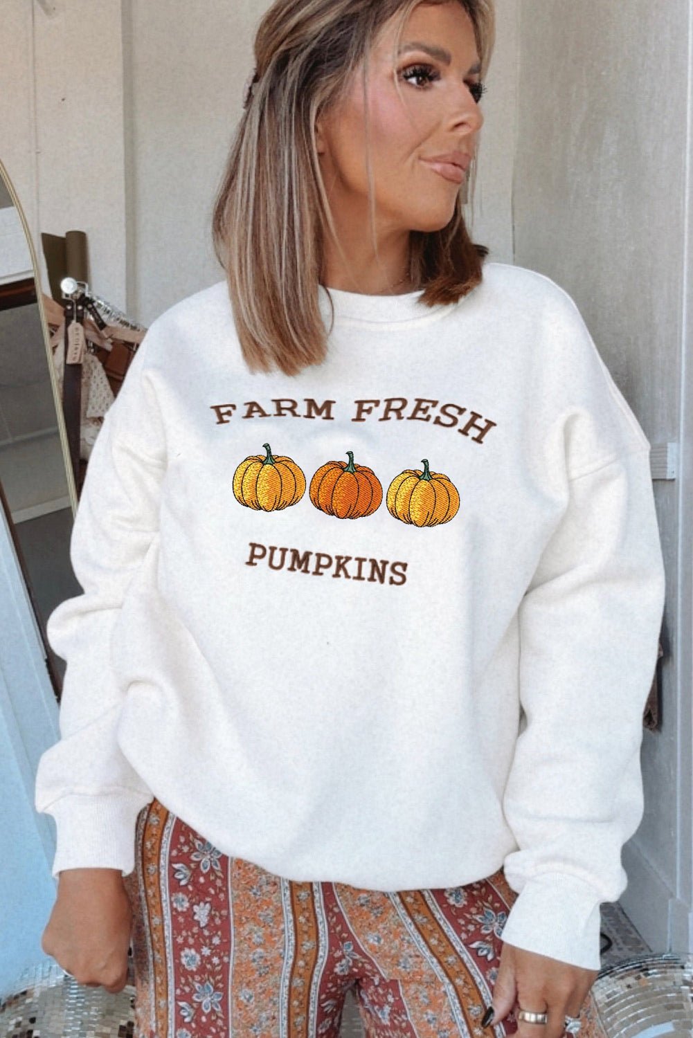 White FARM FRESH PUMPKINS Embroidered Festival Sweatshirt - MAD RUFFI