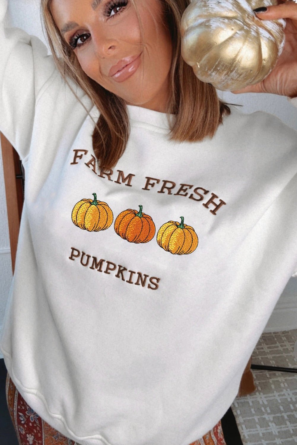 White FARM FRESH PUMPKINS Embroidered Festival Sweatshirt - MAD RUFFI