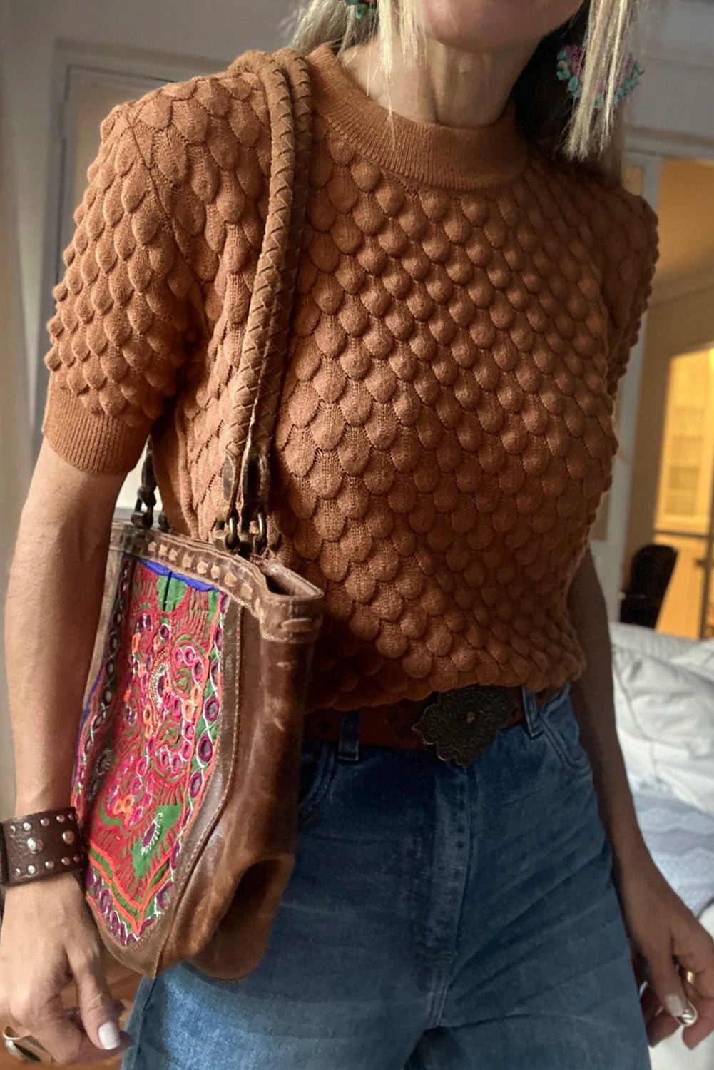 White Fish Scale Textured Knit Ribbed High Neck Short Sleeve Sweater - MAD RUFFI