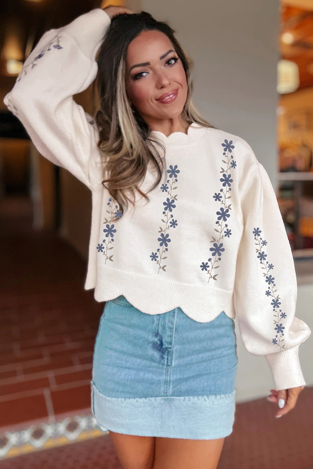 White Floral Embroidered Scallop Hem Cropped Sweater - MAD RUFFI